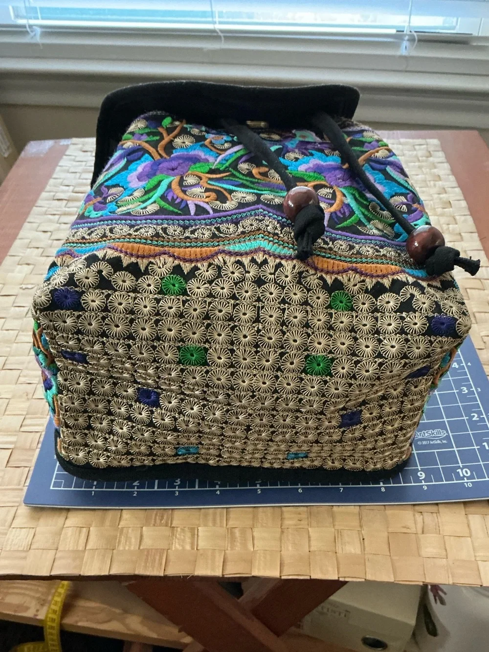 Embroidered Floral Drawstring Backpack - Black & Multicolor